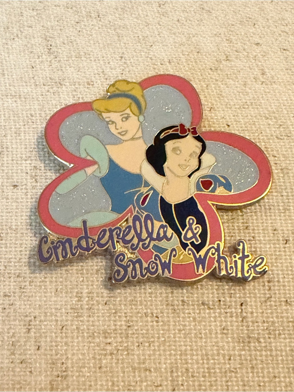Disney Cinderella & Snow White Princess 2004 Trading Pin